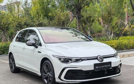 Volkswagen Golf VIII, 2022 год, 1 440 000 рублей, 1 фотография