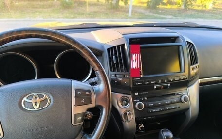 Toyota Land Cruiser 200, 2011 год, 2 880 000 рублей, 19 фотография