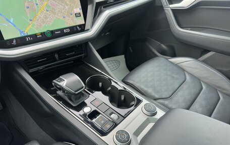 Volkswagen Touareg III, 2019 год, 5 100 000 рублей, 13 фотография