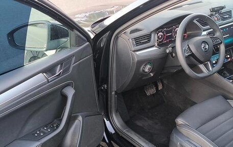 Skoda Superb III рестайлинг, 2022 год, 1 850 000 рублей, 11 фотография