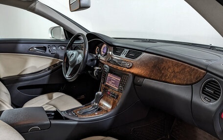 Mercedes-Benz CLS, 2010 год, 2 150 000 рублей, 13 фотография