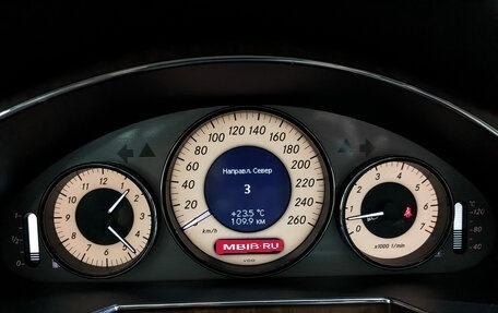 Mercedes-Benz CLS, 2010 год, 2 150 000 рублей, 16 фотография
