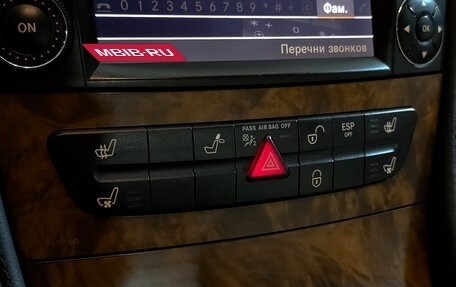 Mercedes-Benz CLS, 2010 год, 2 150 000 рублей, 29 фотография