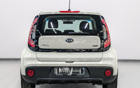 KIA Soul II рестайлинг, 2017 год, 1 620 000 рублей, 6 фотография