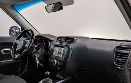 KIA Soul II рестайлинг, 2017 год, 1 620 000 рублей, 13 фотография