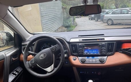 Toyota RAV4, 2015 год, 2 200 000 рублей, 12 фотография