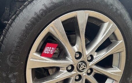 Toyota RAV4, 2015 год, 2 200 000 рублей, 2 фотография