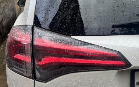 Toyota RAV4, 2015 год, 2 200 000 рублей, 14 фотография