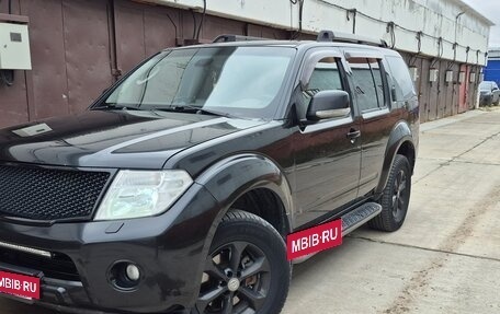 Nissan Pathfinder, 2012 год, 1 600 000 рублей, 3 фотография