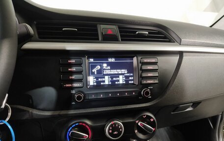 KIA Rio IV, 2018 год, 1 445 000 рублей, 23 фотография
