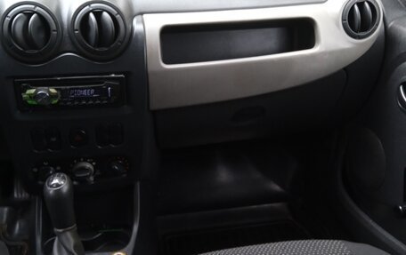 Renault Logan I, 2010 год, 230 000 рублей, 4 фотография
