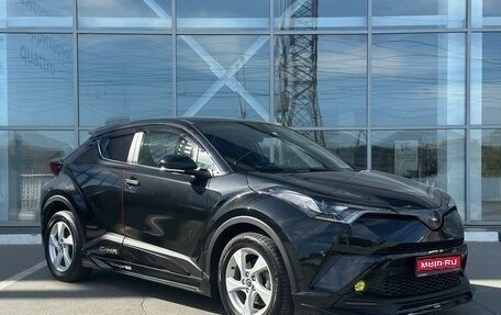 Toyota C-HR I рестайлинг, 2019 год, 2 205 000 рублей, 1 фотография