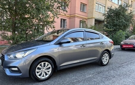 Hyundai Solaris II рестайлинг, 2018 год, 1 330 000 рублей, 6 фотография