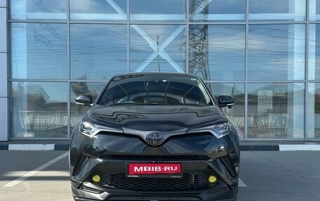Toyota C-HR I рестайлинг, 2019 год, 2 205 000 рублей, 3 фотография