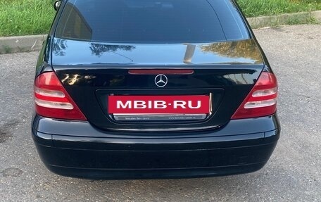 Mercedes-Benz C-Класс, 2006 год, 755 000 рублей, 3 фотография