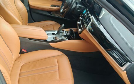 BMW 5 серия, 2019 год, 3 500 000 рублей, 14 фотография