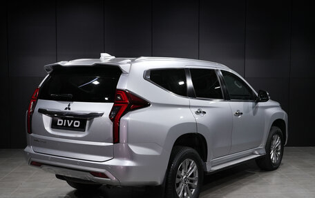 Mitsubishi Pajero Sport III рестайлинг, 2022 год, 3 700 000 рублей, 5 фотография