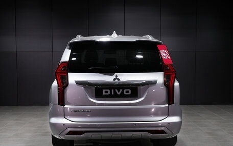 Mitsubishi Pajero Sport III рестайлинг, 2022 год, 3 700 000 рублей, 6 фотография