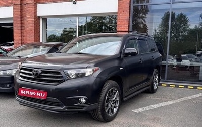 Toyota Highlander III, 2013 год, 2 350 000 рублей, 1 фотография