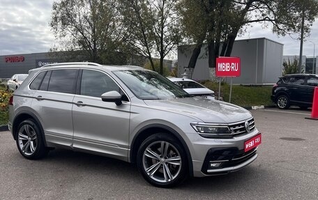 Volkswagen Tiguan II, 2019 год, 3 350 000 рублей, 1 фотография