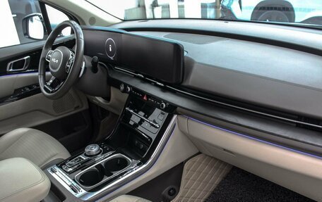 KIA Carnival, 2022 год, 4 699 000 рублей, 8 фотография