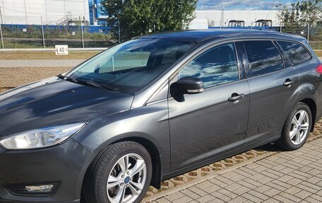 Ford Focus III, 2015 год, 1 100 000 рублей, 2 фотография