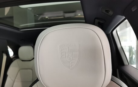 Porsche Cayenne III, 2025 год, 19 940 000 рублей, 14 фотография
