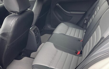 Volkswagen Jetta VI, 2015 год, 1 120 000 рублей, 13 фотография