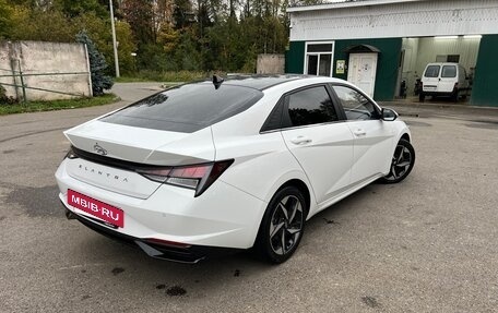Hyundai Elantra, 2022 год, 1 850 000 рублей, 4 фотография