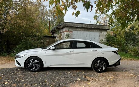 Hyundai Elantra, 2024 год, 1 990 000 рублей, 5 фотография