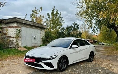 Hyundai Elantra, 2024 год, 1 990 000 рублей, 3 фотография