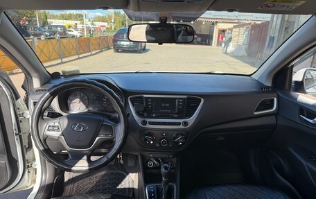 Hyundai Solaris II рестайлинг, 2018 год, 850 000 рублей, 9 фотография