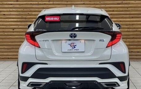 Toyota C-HR I рестайлинг, 2022 год, 1 523 555 рублей, 6 фотография