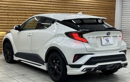 Toyota C-HR I рестайлинг, 2022 год, 1 523 555 рублей, 7 фотография