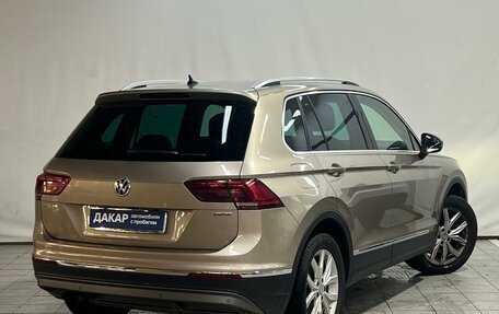 Volkswagen Tiguan II, 2018 год, 2 550 000 рублей, 4 фотография
