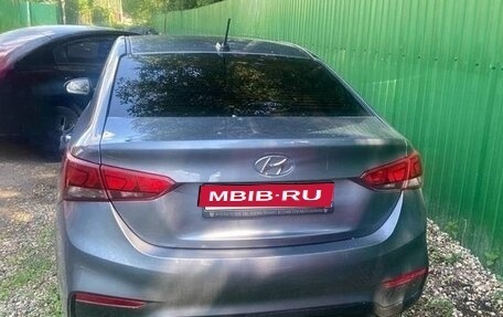 Hyundai Solaris II рестайлинг, 2018 год, 415 493 рублей, 2 фотография