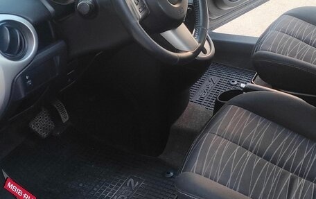 Mazda 2 III, 2010 год, 780 000 рублей, 11 фотография