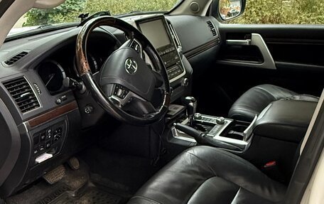 Toyota Land Cruiser 200, 2020 год, 5 950 000 рублей, 6 фотография