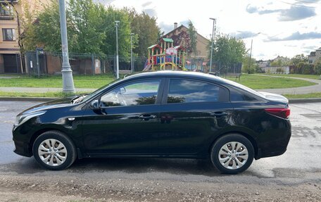 KIA Rio IV, 2018 год, 1 300 000 рублей, 4 фотография