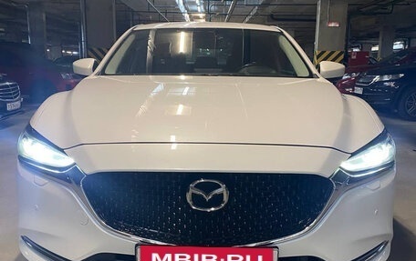 Mazda 6, 2018 год, 1 899 999 рублей, 9 фотография