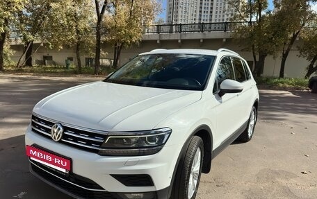 Volkswagen Tiguan II, 2017 год, 2 900 000 рублей, 2 фотография
