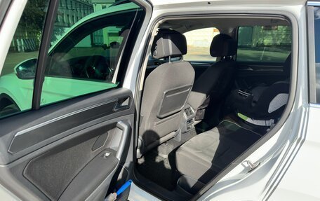 Volkswagen Tiguan II, 2017 год, 2 900 000 рублей, 10 фотография
