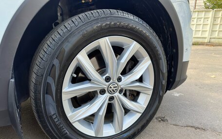 Volkswagen Tiguan II, 2017 год, 2 900 000 рублей, 19 фотография