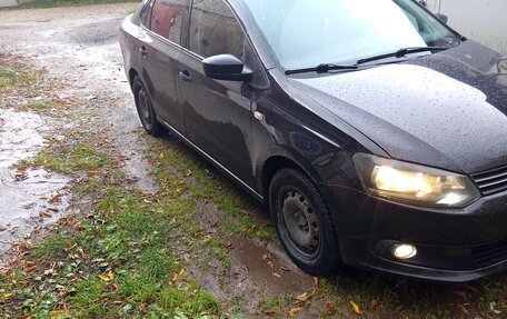 Volkswagen Polo VI (EU Market), 2013 год, 600 000 рублей, 2 фотография