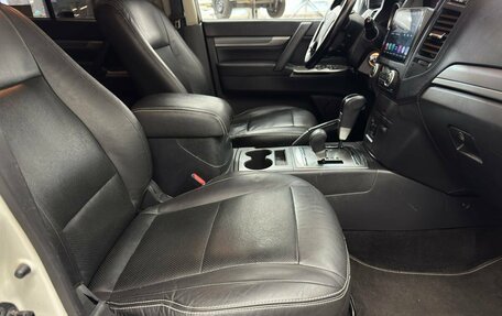 Mitsubishi Pajero IV, 2014 год, 1 950 000 рублей, 17 фотография