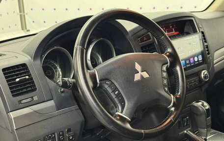 Mitsubishi Pajero IV, 2014 год, 1 950 000 рублей, 18 фотография