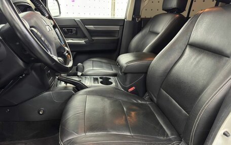 Mitsubishi Pajero IV, 2014 год, 1 950 000 рублей, 20 фотография