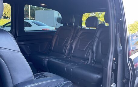 Mercedes-Benz V-Класс, 2019 год, 4 100 000 рублей, 6 фотография