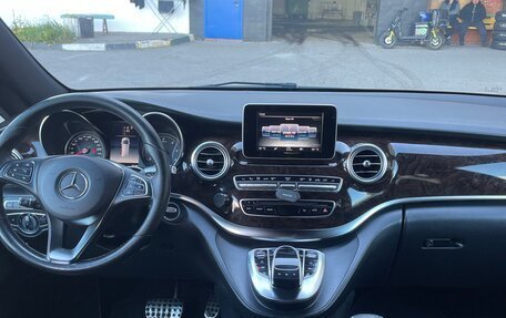 Mercedes-Benz V-Класс, 2019 год, 4 100 000 рублей, 9 фотография