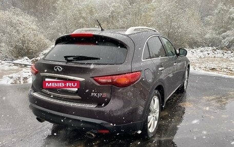 Infiniti FX II, 2011 год, 1 650 000 рублей, 2 фотография